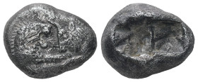 Kings of Lydia. Sardes. Kroisos, Circa 564/53-550/39 BC. AR Siglos or Half Stater. 5.12 g. - 15.16 mm. 
Obv.: Confronted foreparts of bull right and l...