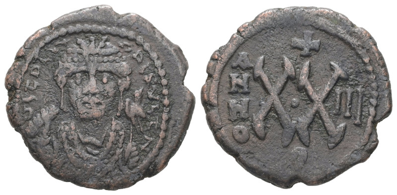 Maurice Tiberius, AD 582-602. AE, Half Follis. 6.12 g. 23.41 mm. Theoupolis (Ant...