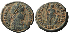 Theodosius I (AD 379-395). Antioch
AE Follis (23mm, 4,64g)