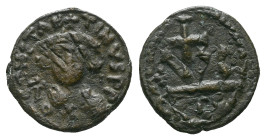 Constantine V Copronymus. 741-775 Half follis Constantinople circa 741-775