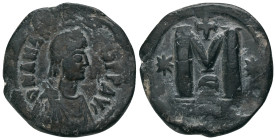 ANASTASIUS I.(491-518).Constantinople.Follis.
Obv : DN ANASTASIVS PP AVG.
Pearl diademed, draped, cuirassed bust to right.
Rev : Large M, star left...