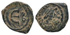 JUSTINIAN I (527-565). Pentanummium. Antioch.
Obv : D N IVSTINIANVS P P AVG.
Diademed, draped and cuirassed bust right.
Rev : Large Є, with crucifo...