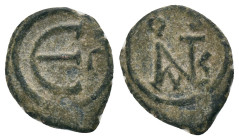 JUSTIN II (565-578).Cyzicos.Pentanummium.
Obv : Monogram.
Rev : Large Є; K to right.
Sear 375.

Condition: Good very fine
Weight: 1.69 g
Diamet...