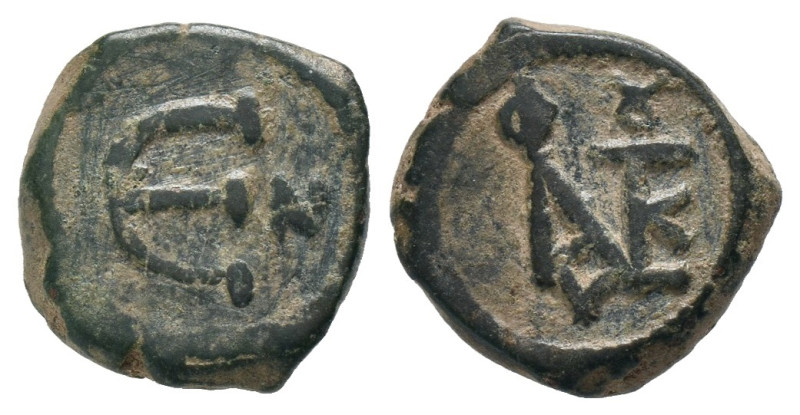 JUSTIN II (565-578). Pentanummium. Theoupolis (Antioch).
Obv : Monogram.
Rev :...