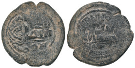 PHOCAS.(602-610).Nicomedia.Ae.
Obv : D m FOCA PER AVC.
Draped and facing bust with trefoil crown, holding mappa and cross-tipped sceptre.
Rev : Lar...