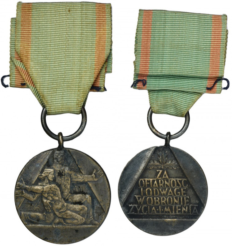 PRL, Medal for Sacrifice and Courage Awarded to people who helped others, riskin...