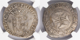 D.Filipe I - Tostão
D.Filipe I - Tostão, Escudo Ladeado, NGC AU53, A.G:15.01, 8,07gr