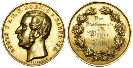 HANNOVER, AB 1815 KÖNIGREICH HANNOVERGeorg V., 1851-1866. Goldene Verdienstmedaille zu 10 Dukaten o. J., von F. Brehmer. Kopf l. sehr selten leicht be...
