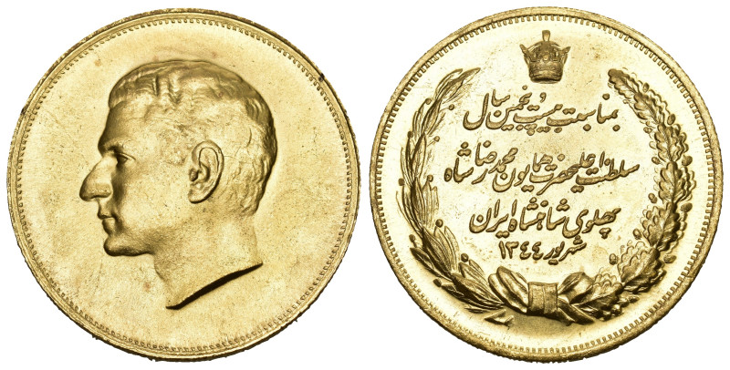 IRAN. Mohammed Riza Pahlevi, 1942-1979. Goldmedaille 1965 (= 1344 SH), unsignier...