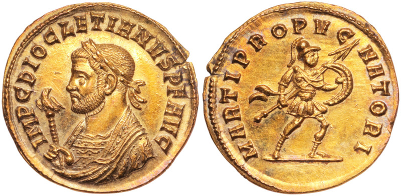 DIOCLÉTIEN 284-305 ap. J.-C.
Aureus, Siscia. Son buste lauré à g., vêtu du mante...