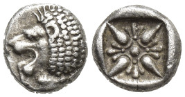 Ionia. Miletos circa 525-475 BC. Diobol AR (8mm, 1.0 g) Forepart of lion to right, his head turned back to left / Star-shaped floral ornament within i...