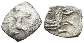 Lykaonia, Laranda AR Obol. Circa 324/3 BC. (7mm, 0,57 g) Baaltars seated left, holding grain ear, grape bunch, and sceptre Rev. Forepart of wolf right...