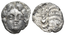 Pisidia. Selge. (350-300 BC) AR Obol. (9mm, 0,8 g) Obv: facing gorgoneion. Rev: helmeted head of Athena