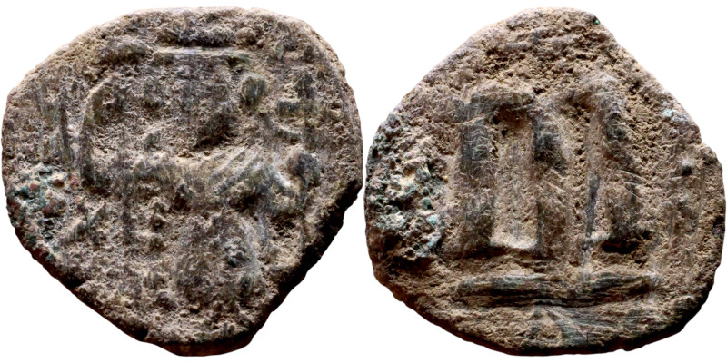 Constans II (641-668) Follis. Obverse: Imperial figure holding cross and globus ...