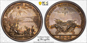 1755年銘 ドイツ 都市景観 フランクフルト 銀メダル TopPop PCGS SP58 (47804181) Silver, 29.03g, 43.6mm 1755年に発行されたフランクフルトの銀メダルです。アウクスブルクの和議から200周年を記念して発行されたものと考えられ、描かれている都市景...