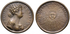 Schweden. Christina 1632-1654. Bronzegussmedaille o.J. (um 1681) von Giovanni Battista Guglielmada, auf das hohe Ansehen der Königin. Deren Brustbild ...