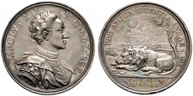 Schweden. Karl XII. 1697-1718. Silbermedaille o.J (1709) von P.H. Müller, auf das Exil des schwedischen Königs im damals türkischen Bender. Geharnisch...