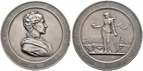 Baden-Durlach. Luise Marie Elisabeth, Großherzogin *1838, †1923. Mattierte Silbermedaille 1898 von R. Mayer, auf ihren 60. Geburtstag am 3. Dezember. ...