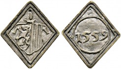 Sachsen-Albertinische Linie. August 1553-1586. Versilberte, klippenförmige Bronzemedaille 1559 unsigniert, auf das Dresdener Schießen. Stadtwappen / J...