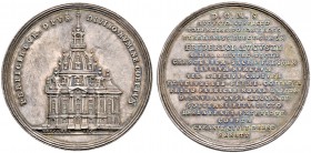 Sachsen-Albertinische Linie. Friedrich August I. ("August der Starke") 1694-1733. Silbermedaille 1726 von J.W. Höckner, auf die Erbauung der Frauenkir...