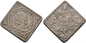 Württemberg. Johann Friedrich 1608-1628. Silberne Medaillenklippe, sogen. Patenklippe 1626 von F. Guichart. In einer halbovalen, mit vier Arabesken be...