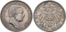 Silbermünzen des Kaiserreiches. SACHSEN. 5 Mark 1908 E. J. 136.
feine Patina, winzige Kratzer, vorzüglich-Stempelglanz