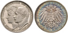 Silbermünzen des Kaiserreiches. SACHSEN-WEIMAR-EISENACH. 3 Mark 1910 A. Zweite Hochzeit. J. 162.
Prachtexemplar mit herrlicher Patina, Polierte Platte...