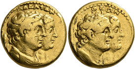PTOLEMAIC KINGS OF EGYPT. Ptolemy II Philadelphos, 285-246 BC. Half Mnaieion or Tetradrachm (Gold, 19 mm, 13.76 g, 12 h), Alexandria, circa 272-261/0....