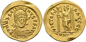 Marcian, 450-457. Solidus (Gold, 20 mm, 4.06 g, 6 h), Constantinopolis. D N MARCIA-NVS P F AVG Helmeted, pearl-diademed and cuirassed bust of Marcian ...
