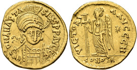Anastasius I, 491-518. Solidus (Gold, 20 mm, 4.27 g, 6 h), Constantinopolis, 491-498. D N ANASTASIVS P P AVG Pearl-diademed, helmeted and cuirassed bu...