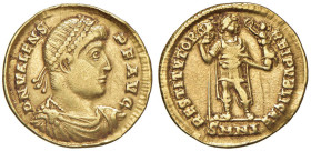 Valente (364-378) Solido (Nicomedia) Busto diademato a d. - R/ L'imperatore stante di fronte - RIC 2d AU (g 4,43) R Graffietti al R/

Status: qBB