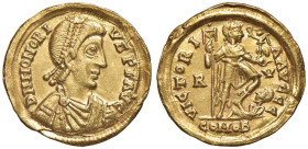 Onorio (393-423) Solido (Ravenna) Busto diademato a d. - R/ L'imperatore stante a d. - RIC 1287 AU (g 4,48) Sfogliatura del metallo al D/

Status: S...