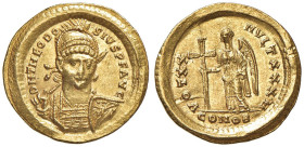 Teodosio II (402-450) Solido (Costantinopoli) Busto elmato di fronte - R/ La Vittoria stante a s. - RIC 218 AU (g 4,45) Una piccola screpolatura al D/...