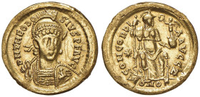 Teodosio II (402-450) Solido (Costantinopoli) Busto elmato di fronte - R/ Costantinopoli seduta di fronte - RIC 31 AU (g 3,95) Bordo ritoccato per pro...
