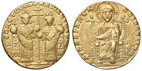 Leone VI (886-912) Solido (Costantinopoli) Cristo seduto in trono di fronte - R/ Leone e Costantino stanti di fronte - Sear 1725 AU (g 4,27) RRR

St...