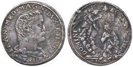 FIRENZE Francesco I (1574-1587) Lira 1585 - MIR 189 (indicata R/4) AG (g 4,06) RRRR Screpolature, tondello ondulato ma ancora un discreto esemplare di...