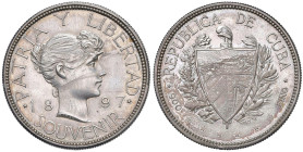 CUBA Peso souvenir 1897 - KM XM1 AG (g 22,50) Segni da contatto e hairlines. Emissione rara (solo 828 pezzi) coniata dal governo repubblicano in esili...