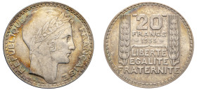 France, Third Republic, 1870-1940. 20 Francs, 1933, Paris mint, 20.07g (KM879).

Good very fine.