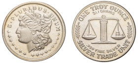 USA, Federal Republic, 1776-. One oz silver, ND, private issue, 31.22g.

Uncirculated.