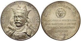 Rumänien. Karl I. (1881 - 1914).

 Medaille (Bronze, Versilbert). 1904. Stuttgart.
Auf Stefan cel Mare, Woiwode der Moldau. 

Vs: STEFAN CEL MARE...