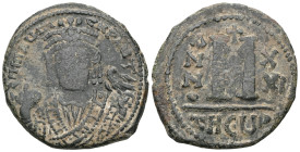 Byzantine Maurice Tiberius. 582-602. AE follis . Theupolis/Antioch mint, Struck 601/2. d N mAurI ~ ~ NC AuT , bust of Maurice Tiberius facing, wearing...