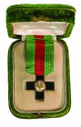 Italy
Vittorio Emanuele III (1900-1946) - Ordine al merito del lavoro - Croce al merito - Alcune mancanze nello smalto al rovescio - In cofanetto ori...