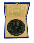 Collezione di Medaglie Fasciste (1923-1939) 
Medaglia Anno II (1924) per l’Annessione di Fiume - Opus Romagnoli - Diametro mm. 120 e peso gr. 825 - M...