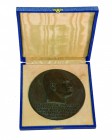 Collezione di Medaglie Fasciste (1923-1939) 
Medaglia Anno V (1927) per la Carta del Lavoro - Opus Romagnoli - Diametro mm. 117 e peso gr. 620 - Molt...