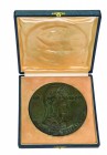 Collezione di Medaglie Fasciste (1923-1939) 
Medaglia Anno VIII (1930) per l’Accademia d’Italia - Opus Romagnoli - Diametro mm. 117 e peso gr. 511 - ...