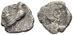 THRAKIEN. DIKAIA. Obol, c. 500-450 v. Chr. Hahn n. r. im Perlenkreis. Rv. Herakleskopf in Löwenhaube n. r. im Quadratum incusum. 0,70 g. Schönert-Geis...