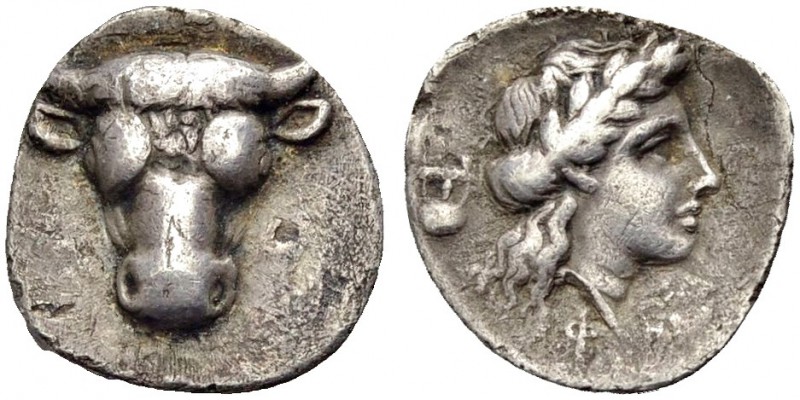 PHOKIS. BÜNDNISPRÄGUNGEN. Triobol, 354-352 v. Chr. Stierkopf von vorne. Rv. Kopf...