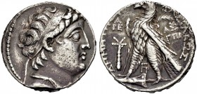KÖNIGREICH DER SELEUKIDEN. Demetrios II. Nikator, 2. Regierung, 129-125 v. Chr. Tetradrachmon, 130-129 v. Chr. Tyros. Büste mit Diadem n. r. Rv. ΒΑΣΙΛ...