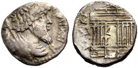 KÖNIGE VON MAURETANIEN. Juba I., 60-46 v. Chr. Denar, Utica (?). REX IVBA Drap., bärtige Büste mit geschultertem Zepter n.r., Diadem im Haar. Rv. Acht...