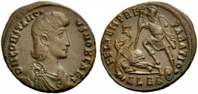 KAISERZEIT. Constantius Gallus Caesar, 351-354. Nummus, Alexandria. Drap., gep. und barhäuptige Büste n.r. Rv. FEL TEMP RE - PARATIO / Γ/ ALEB Soldat ...